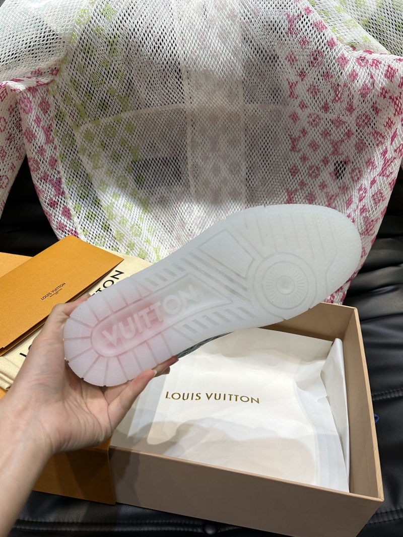 Louis Vuitton Sneakers